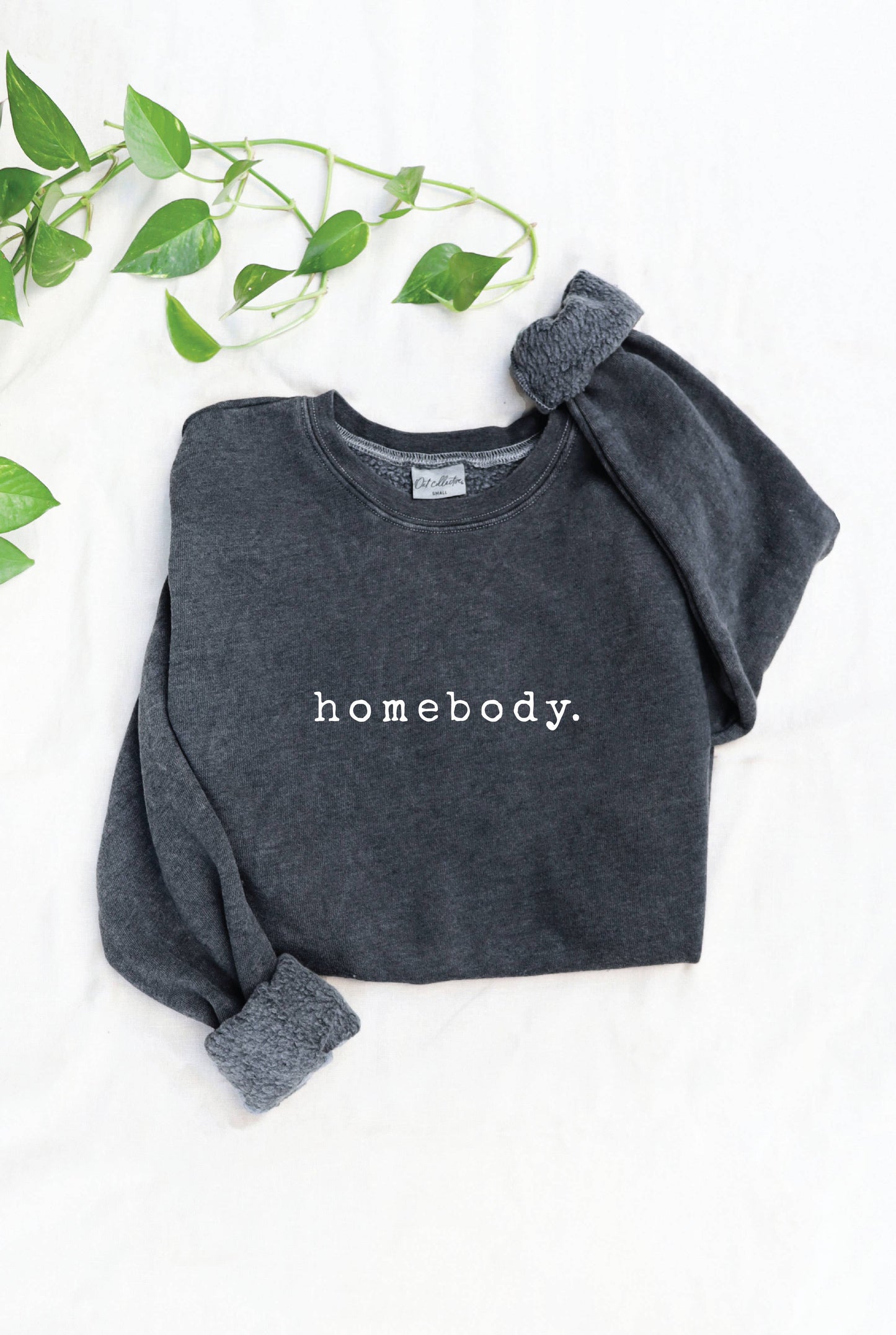 HOMEBODY. Mineral Graphic Sweatshirt