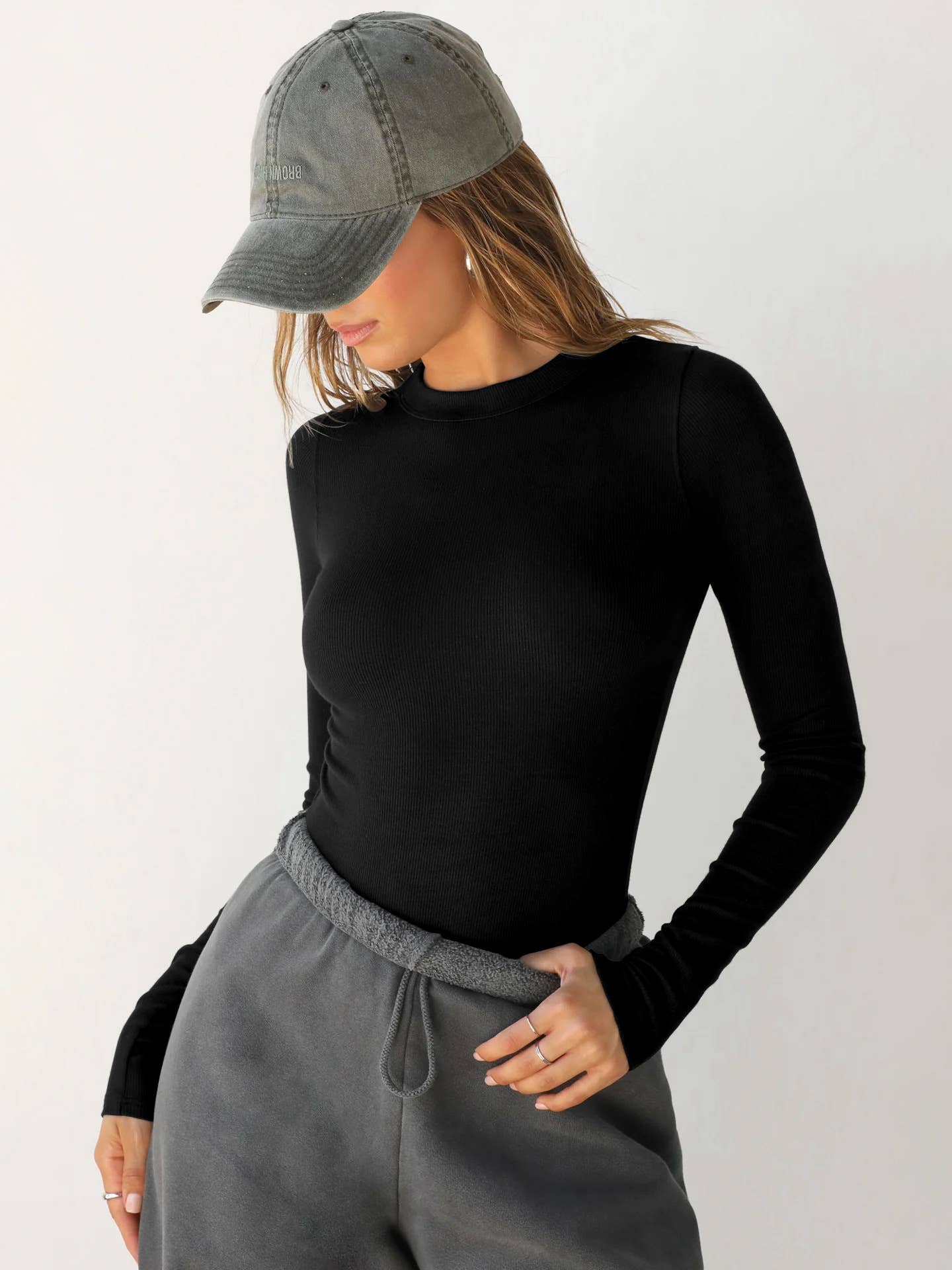 Round neck long sleeve base T-shirt