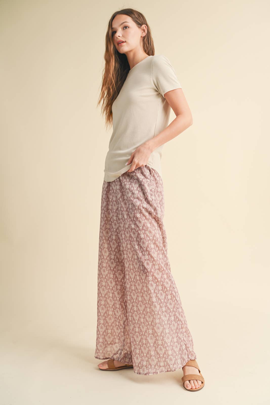 RIBBED KNIT BASIC T-SHIRT