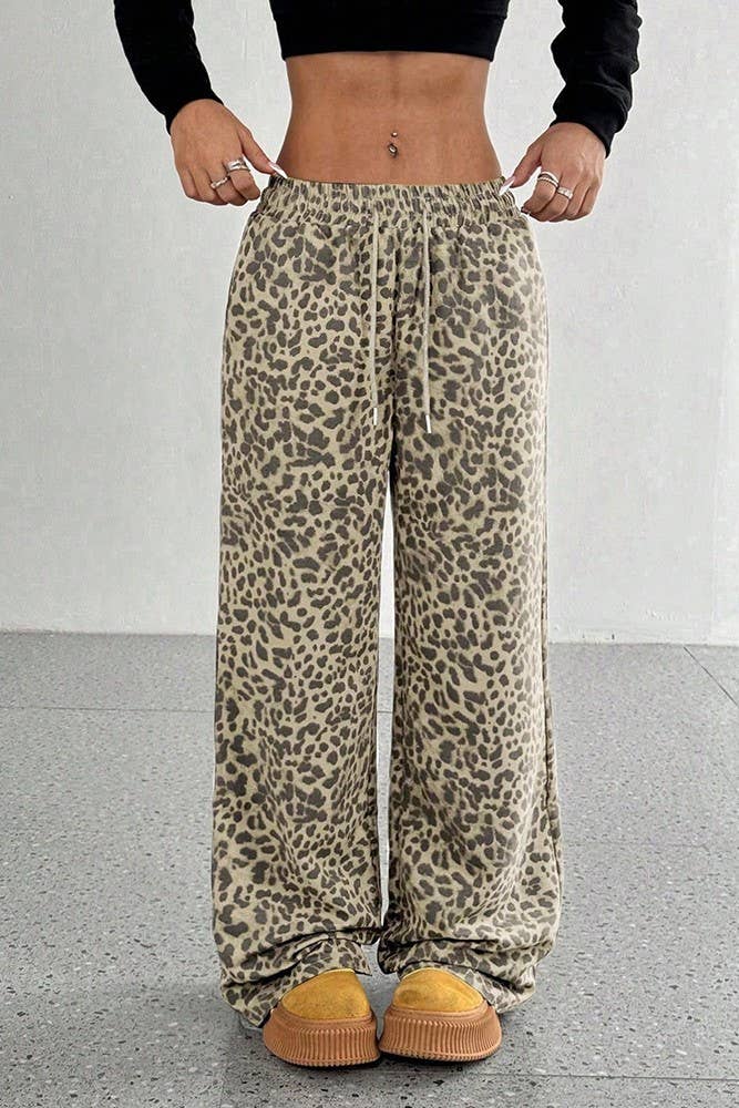 Viral trendy versatile High rise Leopard pants