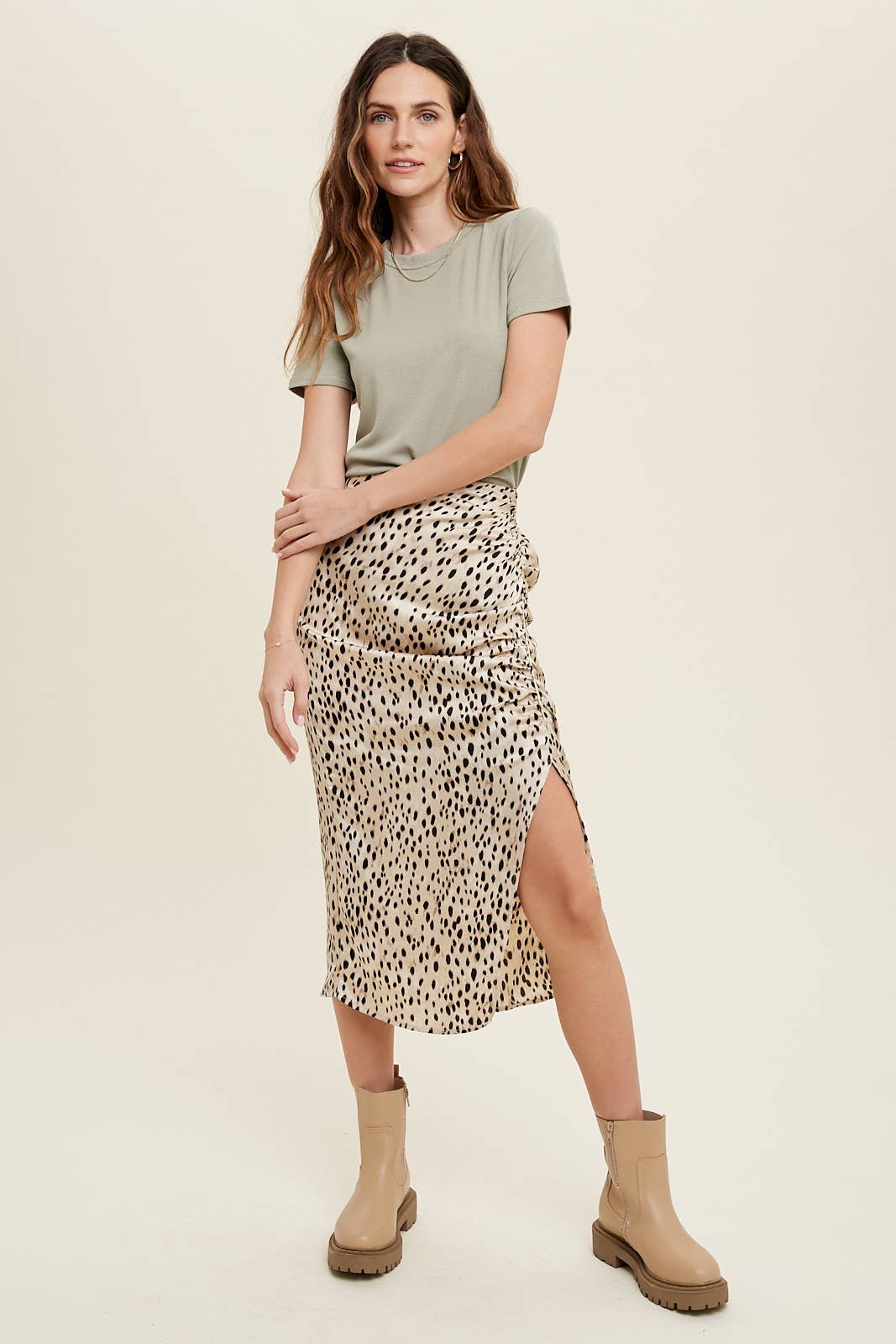 RIBBED KNIT BASIC T-SHIRT