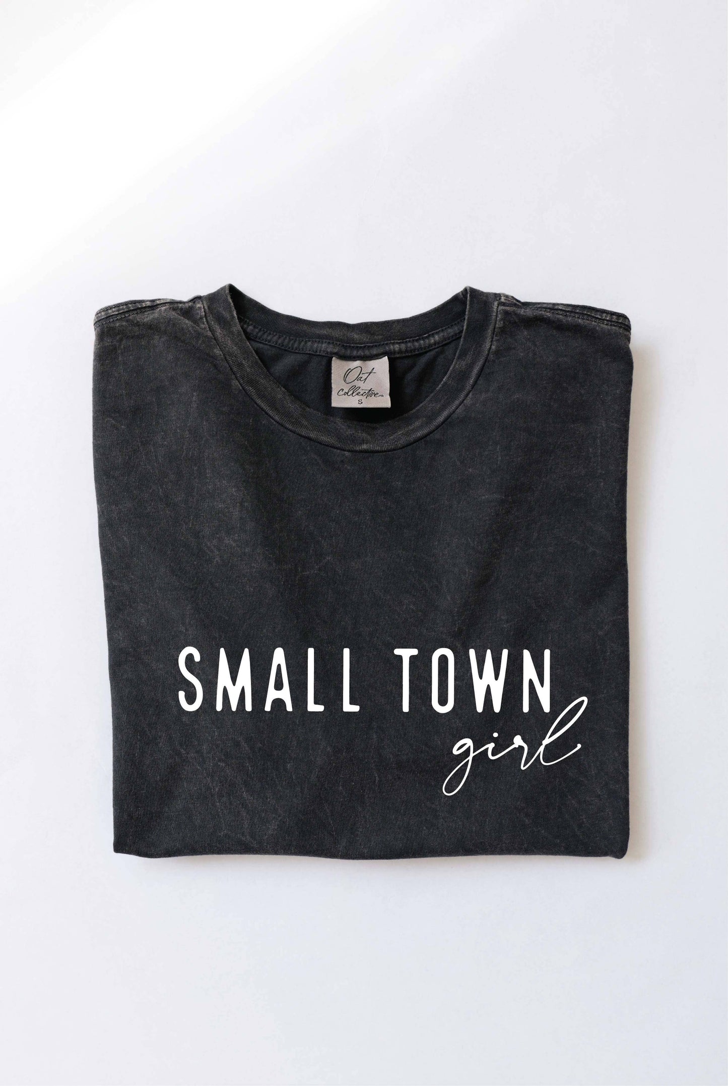 SMALL TOWN GIRL Mineral Washed Graphic Top