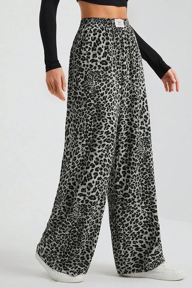 Viral trendy versatile High rise Leopard pants