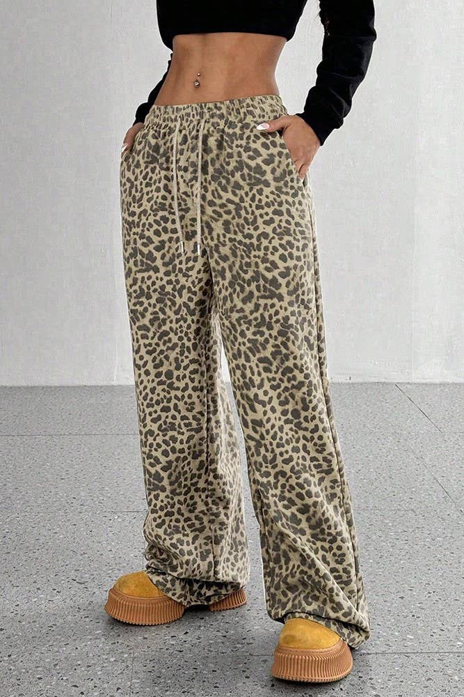 Viral trendy versatile High rise Leopard pants